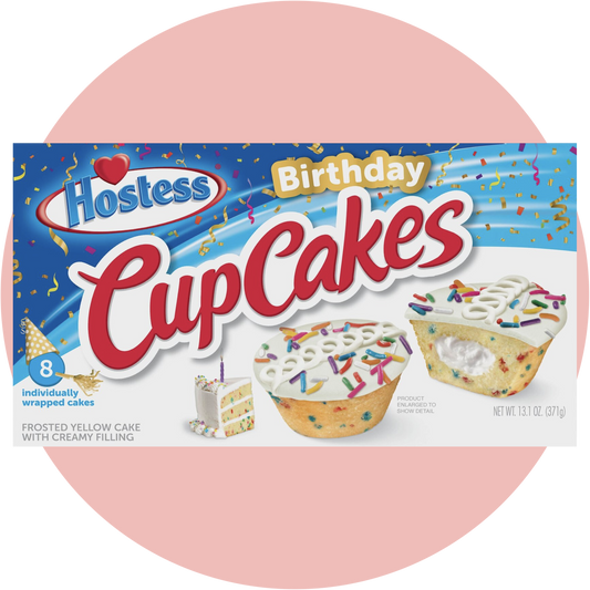 Hostess Cupcakes Birthday – Cupcake mit Vanilleteig, bunter Glasur und cremiger Füllung im Geburtstags-Design