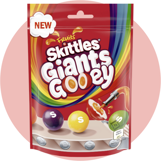Skittles Giants Gooey mit flüssigem Kern in verschiedenen Fruchtsorten